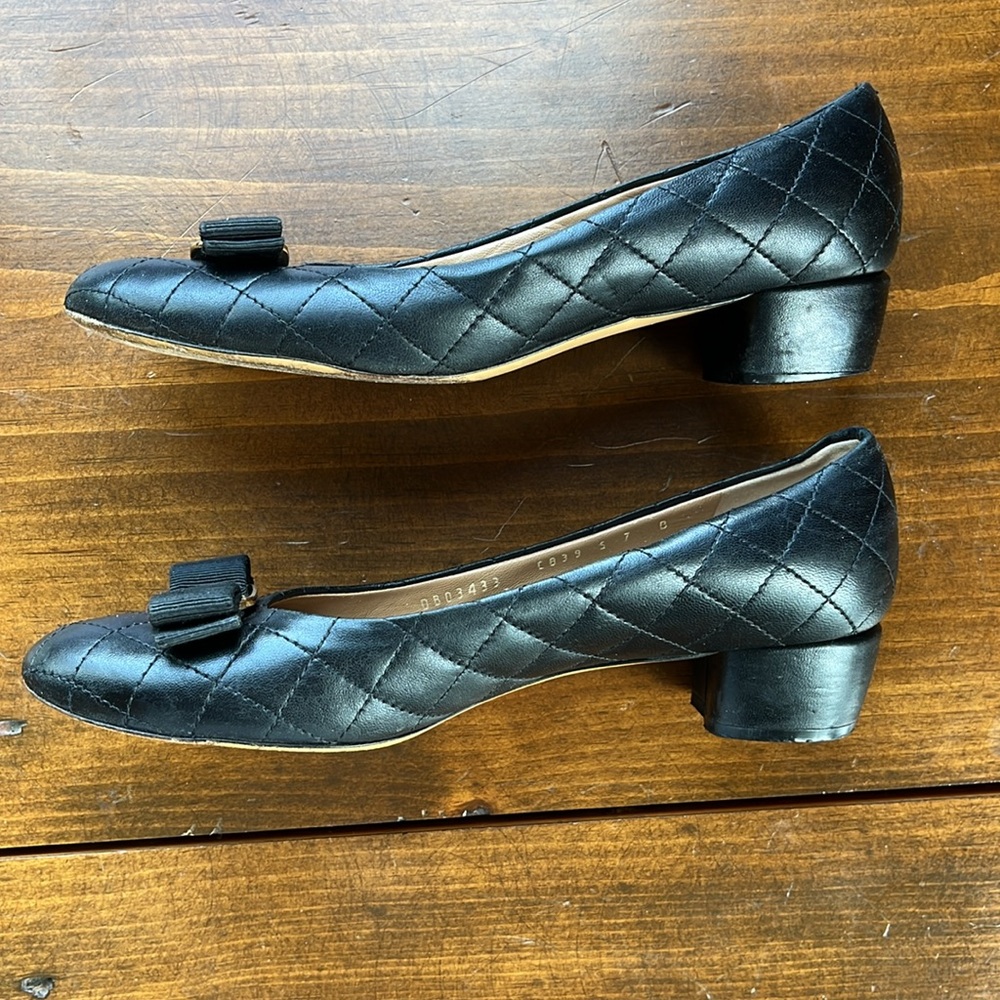 Salvatore Ferragamo Varina Quilted Bow Ballet Block Heels Size 7 - Picture 7 of 16